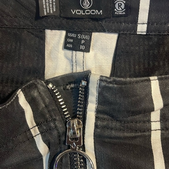 Volcom Striped Black Mini Skirt with White Accents - Picture 7 of 7